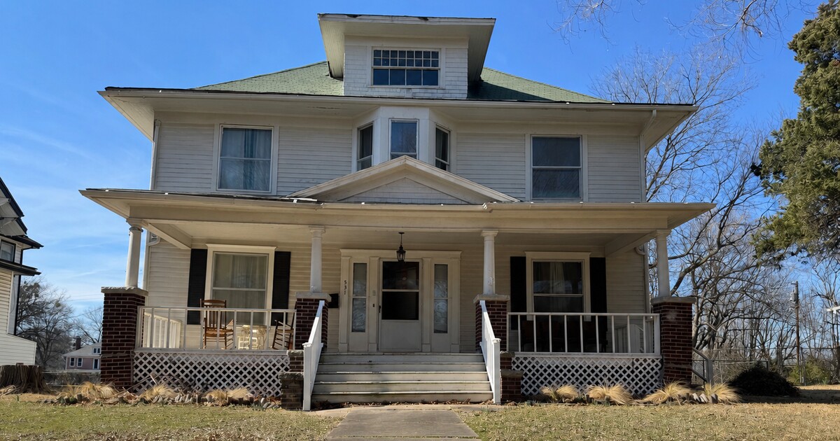 Exterior of Fears House Bed and Breakfast in Muskogee, Oklahoma